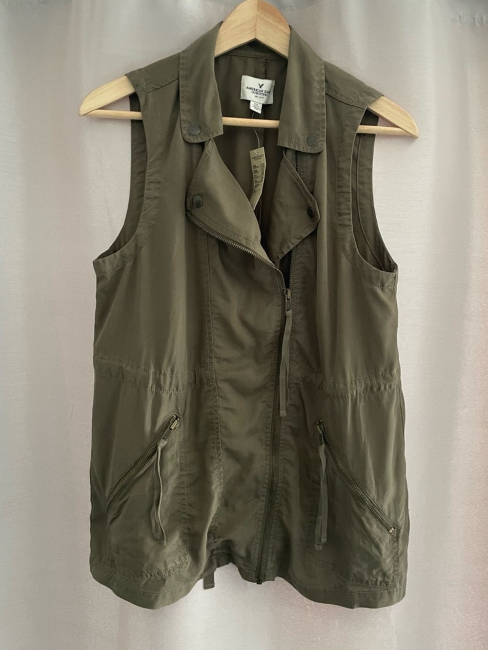 American Eagle Outfitters Sleeveless Utility Vest - Picture 2 of 6